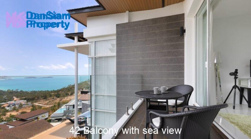 42 Balcony with sea view