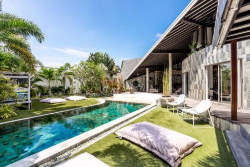 02C Fantastic Balinese style villa