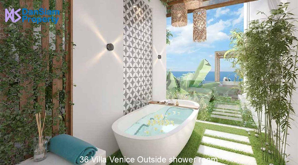 36 Villa Venice Outside shower room
