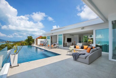 01 Luxury pool villa at Unique Residences