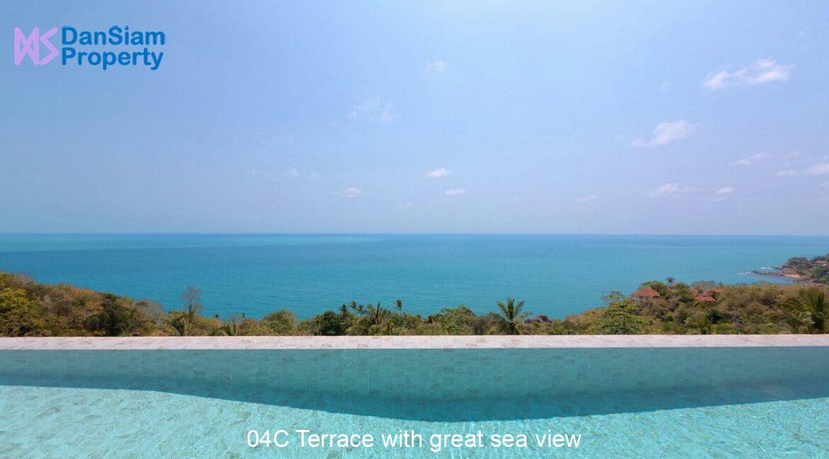 04C Terrace with great sea view
