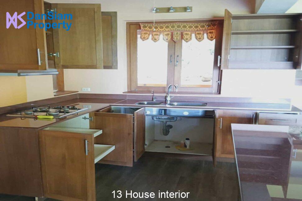 13 House interior