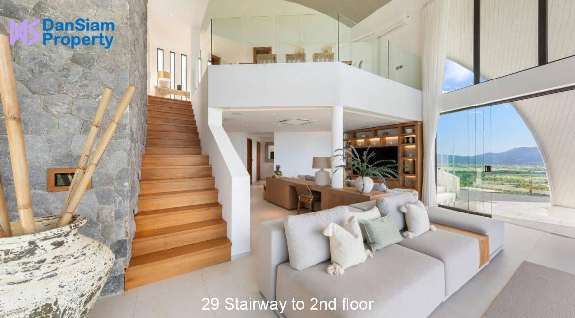 29 Stairway to 2nd floor