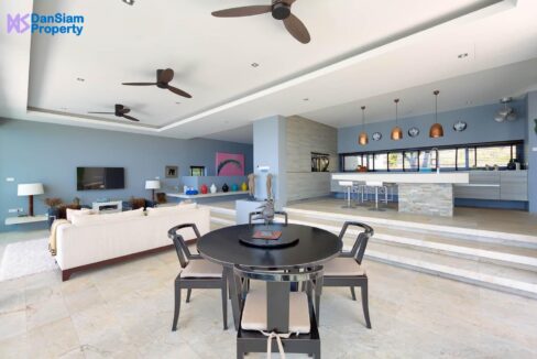 20-Dining-area-next-to-kitchen-1-2