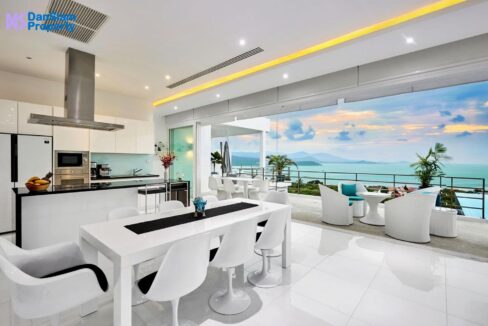 20-Dining-area-next-to-kitchen-3-1