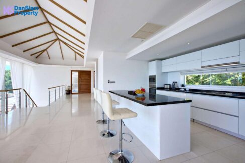 25-Fully-fitted-modern-EU-style-kitchen-1-1