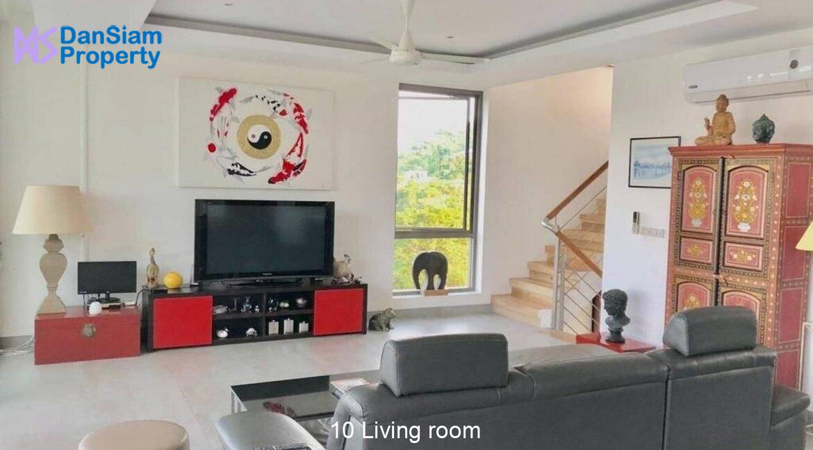 10 Living room
